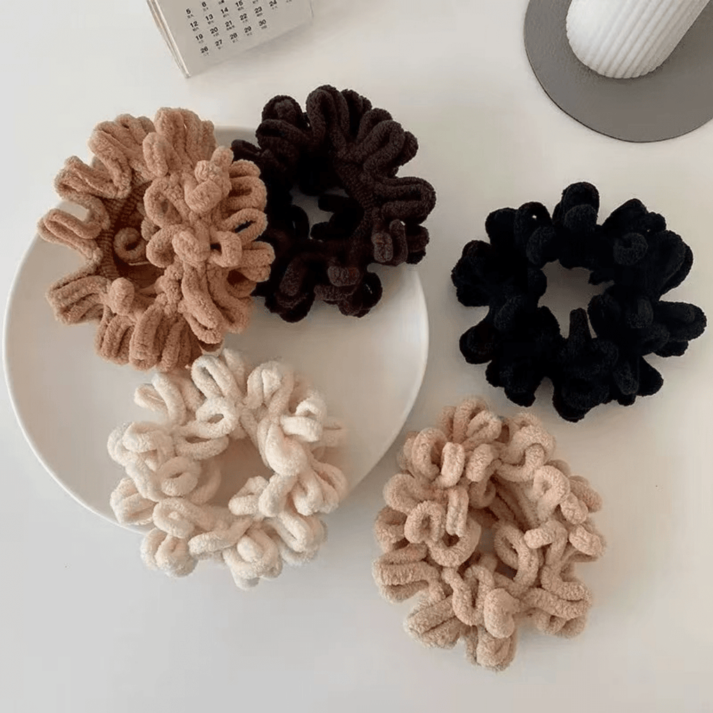Plush Hair Scrunchies Set, 5pcs Winter Fall Thick Hair Ties In Neutral Colors