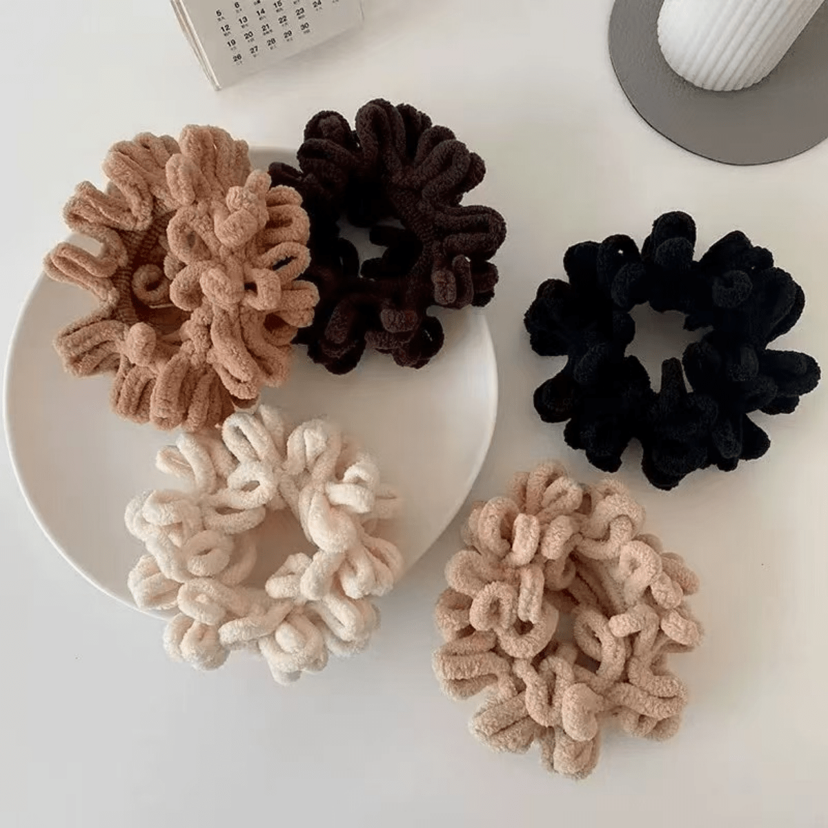 Plush Hair Scrunchies Set, 5pcs Winter Fall Thick Hair Ties In Neutral Colors